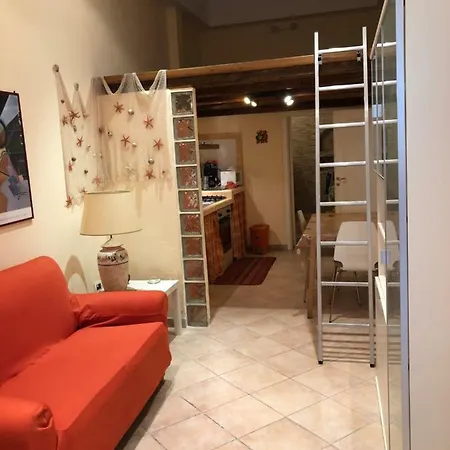 A Giara Apartment *